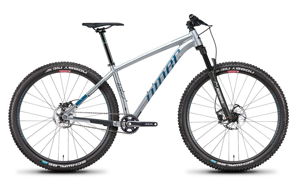 2022 Niner AIR 9 2 Star Bike  Silver / Baja Blue